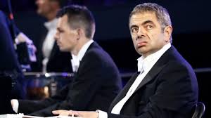 Sich über dem olympiastadion in london zu den olympischen ringen. Mr Beans Grosser Auftritt Bei Der Olympia Eroffnung In London 2012 Olympische Spiele Video Eurosport