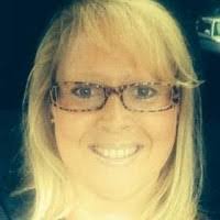 Lori Champagne's Instagram, Twitter & Facebook