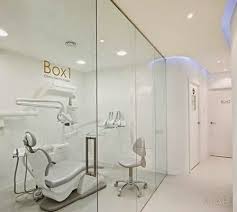 Modern Dental Office Interior Design By Ylab Arquitectos Dental Office Design Clinic Interior Design Dentist Office Design