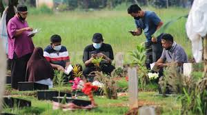 Tanah kubur musim 6 episode 10 episod penuh. Tanah Kubur Musim 14 Tanah Kubur Musim 6 Episode 10 Episod Penuh Youtube Download Lagu Setiap Musim Di Tanah Kami Mp3 Dan Mp4 Video Dengan Kualitas Terbaik Mreka Maa