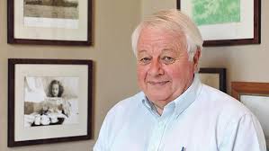 Strait Street cabaret performer Christina Ratcliffe celebrated in new book