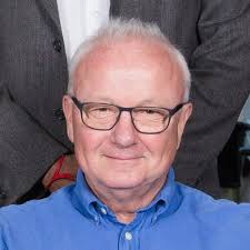 Charles Clift's Instagram, Twitter & Facebook