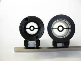 A fore sight, which sits atop the end of the barrel and a neither of the sights are magnified. Fortner Biathlon