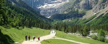Camping Le Pain De Sucre 2 Etoiles Gavarnie Toocamp
