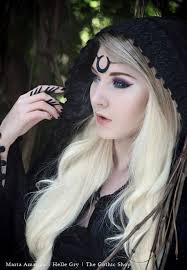 The Gothic Shop Blog: Bernia Cape