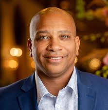 We're proud to welcome Director of Food and Beverage Zachary Martin to our  team! bit.ly/2lShSkW