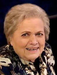 Rebecca Cress's Instagram, Twitter & Facebook