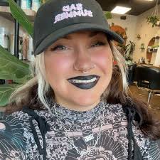 Male hairdressers make more money than females. It's crazy