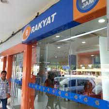 Bank rakyat mempersembahkan raya tetap raya sebuah karya daripada pengarah filem dan sutradara tersohor @khalidmamat. Photos At Bank Rakyat 1 Tip
