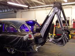 Neon Lighting Strobe Lights And More On Monster Garages Grave Digger Http Www Like2create Com Monster Garage Strobe Lights Custom Lighting