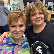 Linda Wright (@linda.wright.354) • Facebook, Connect with friends