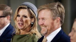 Vacaciones sin prisas: Guillermo Alejandro y Máxima de Holanda disfrutan  con sus hijas en Argentina antes de volver al trabajo