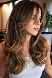 Vicky Ayres (victoriaayres28)