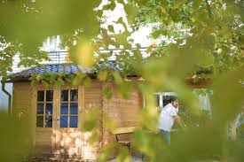 Haus berlin offers impeccable service and all the essential amenities to invigorate travelers. Unser Haus Ver Di