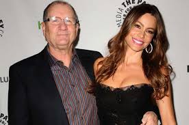 10 Facts About Ed O Neill From Modern Family Catherine Rusoff S Husband Glamour Path