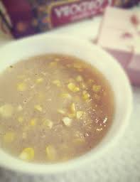 Berbeda dengan bubur beras yang bercita rasa gurih dan asin, bubur jagung lebih manis. Cara Masak Bubur Jagung Mudah Guna Noxxa