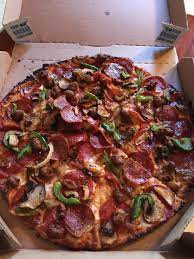 Pouncykat No Twitter Dominos Deluxe Feast Crunchy Thin Crust Pearl City Location Is Awesome We Ordering From Your App Fast Service Http T Co A0lne2pqrr Twitter