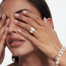 Perfect "you N I" Gold Diamond Ring • Oval VVS1 Moissanite Ring • Toi Et  Moi Ring • Gift for Wife • Beautiful Bezel Set Ring