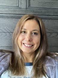 Rosemary Rust's Instagram, Twitter & Facebook