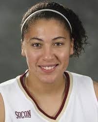 Lona Jackson's Instagram, Twitter & Facebook