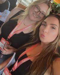 Alyssa Barber's Instagram, Twitter & Facebook