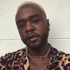 I was 8 years old singing this!😂