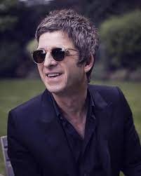 Noel gallagher ray bans mens sunglasses singer style fashion swag moda fashion styles. Pin By Sanae D On ë…¸ì—˜ Liam And Noel Noel Gallagher Noel
