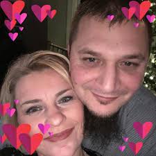 Has anyone ordered furniture from Castlery?