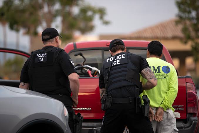 EEUU cambia prioridades en aplicación de ley migratoria – Chicago Tribune