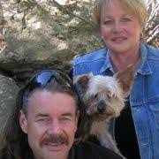 Vicki Renfro's Instagram, Twitter & Facebook