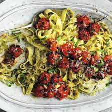 Tagliatelle Con Pesto E Pomodorini Grand Italia Recept Koken Tagliatelle Pesto