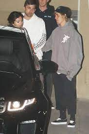 Gomez and bieber were first linked in 2011. Selena Gomez And Justin Bieber Spent 6 Out Of 7 Days Together Jelena Spends Whole Week Together