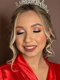 Sara, a libanesa que tem o dom de embelezar pessoas na 3ª Capital  Farroupilha