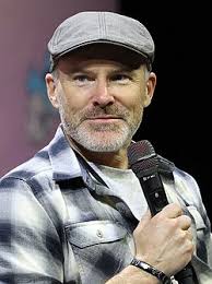 Roger Craig Smith