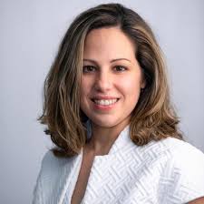 Diane Barbosa's Instagram, Twitter & Facebook