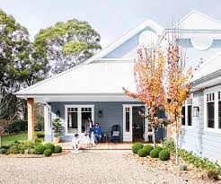 A Family Home With Character In The Nsw Southern Highlands In 2020 Cottage Exterior Farmhouse Exterior Exterior House Colors
