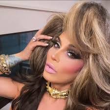 Alannah Davis's Instagram, Twitter & Facebook