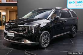 Kia Carnival Hybrid chính thức ra mắt