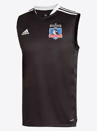 Na região do omoplata, aparece um detalhe preto. Ripley Polera Sin Mangas Adidas Colo Colo