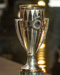 Roban casa de jonathan gonzález y se llevan su trofeo de la concachampions. Scotiabank Concacaf Scotiabank Concacaf Champions League
