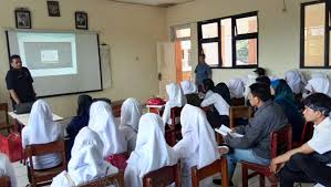 Untuk bisa mencapai visi sd baluwarti maka kami telah melaksanakannya melalui misi sd baluwarti yaitu dengan : Pnfi Pkbm Bina Insan Kamil