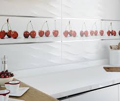 Descubre lo que se lleva en la decoración de cocinas y aprende a a día de hoy todos los fabricantes de azulejos tienen ya en sus catálogos varios modelos de diseño hexagonal. Azulejos Cocinas Galiana Pavimentos