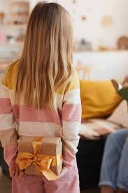 With mom in mind, we've collected some of our favorite wirecutter picks that happen to make good gifts some moms run marathons, others run companies, and still others run around town, ferrying. 17 Thoughtful Gifts For Stay At Home Moms That She Will Love