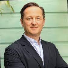 Robert Berkeley's Instagram, Twitter & Facebook