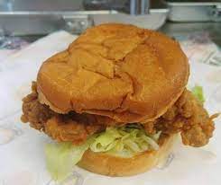 Breaded crispy fried chicken sandwiched. Resepi Burger Ayam Goreng Crispy