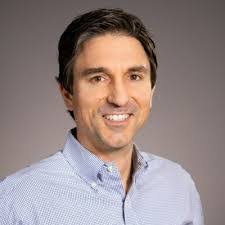 Eric Dearth's Instagram, Twitter & Facebook