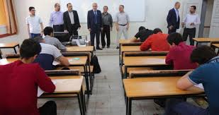 موقعنا لا يقدم أي تسهيلات في امتحانات الاختبارات او القبول للجامعة، ليس لدينا علاقات خاصة مع الجامعات حتى نسهل هذا الأمر او نقوم بأعمال تخالف القانون، هذا الأمر يجب أن يكون واضح لك ولغيرك.لا نريد هذه. Ø§Ù„ØªØ¹Ù„ÙŠÙ… Ø§Ù„Ø¹Ø§Ù„ÙŠ ÙŠØ­Ø¯Ø¯ Ø¢Ù„ÙŠØ§Øª Ø§Ù…ØªØ­Ø§Ù†Ø§Øª Ø§Ù„Ø¬Ø§Ù…Ø¹Ø§Øª ÙˆØ§Ù„Ø«Ø§Ù†ÙˆÙŠØ© Ø§Ù„Ø¹Ø§Ù…Ø© ÙÙ„Ø³Ø·ÙŠÙ† Ø§Ù„Ø¢Ù†
