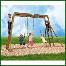 Tanner flowers walks us through a few monkey bar techniques, that you can do as well, on this set of diy monkey bars his dad and him built from items found. Pin On Outdoor Patio