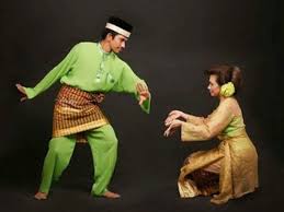 Serampang dua mata deb (dasar2) download document. Tari Serampang Dua Belas Sejarah Fungsi Makna Arti Gerakan