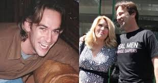 Η ελένη μενεγάκη ζει τον έρωτά της με τον μάκη. Mateo Pantzopoylos H Amy8hth Klhronomia Ta 6 Xronia Sxeshs Me Th Mer